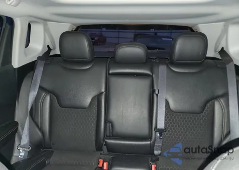 2021 Jeep Compass Latitude z USA, uszkodzony, nr VIN 3C4NJDBB3MT550570